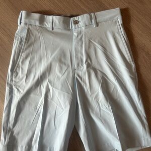 Walter Hagen men’s shorts 30”x10” inseam